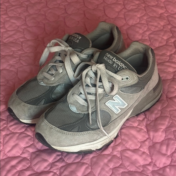 New Balance Gray 993 USA MADE and Black Athletic Shoes - Picture 1 of 5